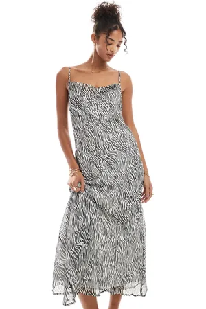 VERO MODA – Smilla – Träger-Midikleid mit Wasserfallausschnitt und Zebramuster