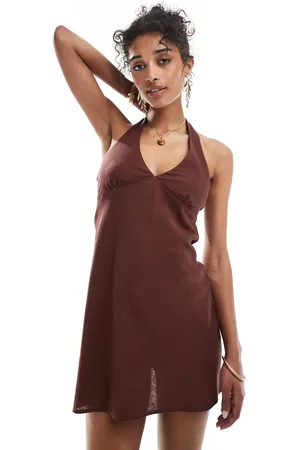 Bershka – Minikleid aus Leinen in Schokobraun mit Neckholder