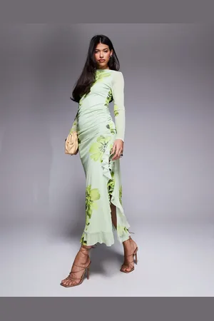 ASOS – Langärmliges A-Linien-Maxikleid in Grün geblümt aus Netzstoff mit Rüschen