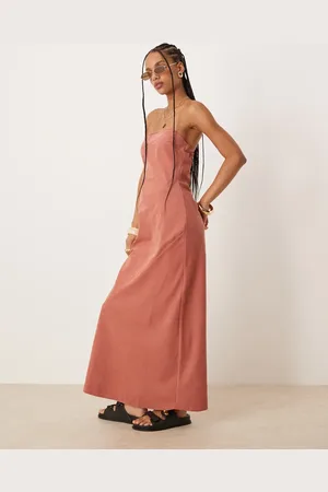 ASOS – Trägerloses Maxikleid in Terracotta