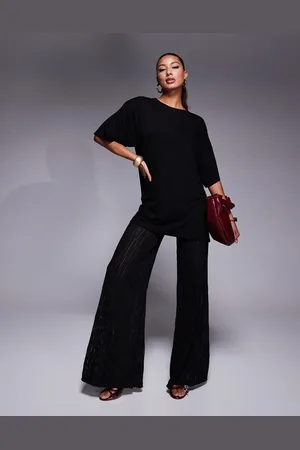 ASOS – 2-in-1-Oversize-T-Shirt mit plissierter Hose in Metallic-Optik in