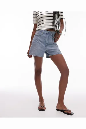 ARKET – Twill-Jeans-Shorts ohne Stretch in mittelblauer Waschung mit mittelhohem Bund und fünf Taschen