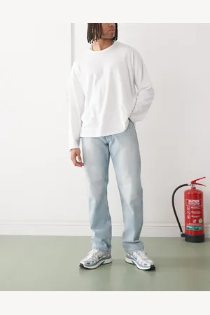 Weekday – Space – Jeans in Hellblau mit lockerem, geradem Schnitt