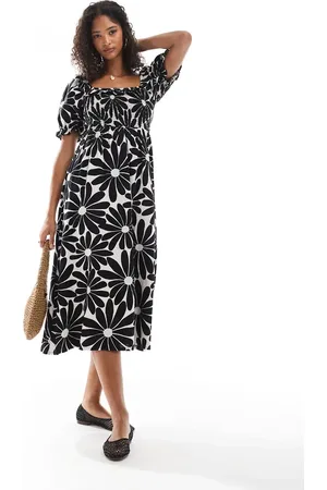 New Look – Milchmädchenkleid in Schwarz mit Puffärmeln und Blumenmuster