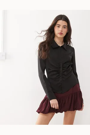 Weekday – Gerafftes Hemd aus Satin in