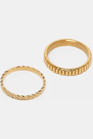 ASOS – 2er-Pack goldfarbene Ringe aus wasserfestem Edelstahl mit graviertem Design
