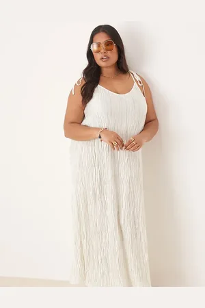 VILA – Plissiertes Maxi-Trägerkleid in blassem Schlickgrün mit Batikmuster