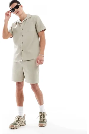 New Look – Shorts in Steinbeige mit Waffelstruktur, Kombiteil