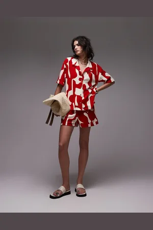 Topshop – Frottee-Shorts in mit abstraktem Muster, Kombiteil
