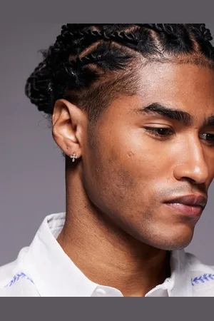 ASOS – Kleine goldfarbene Creolen im Kreuz-Design mit Kristallsteinen