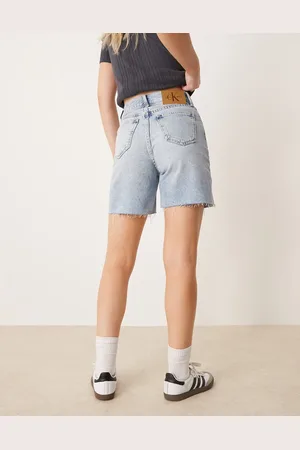 Calvin Klein – Bermuda-Jorts in heller Waschung