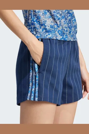 adidas X Liberty London – Farblich abgestimmte Sprinter-Shorts in Night Indigo / Chalk White