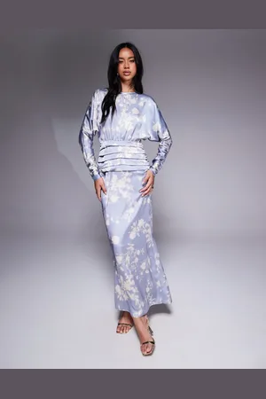 DASKA – Satin-Maxikleid in zartem mit Blumenmuster und Fledermausärmeln