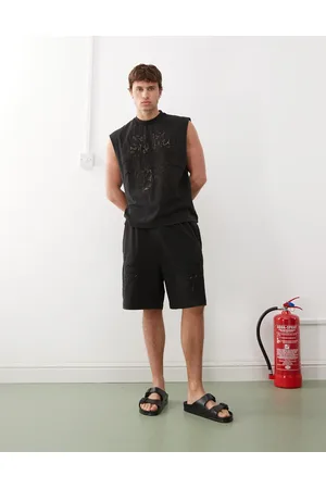 Weekday – Shorts in verblichenem mit Lochstickerei, Kombiteil