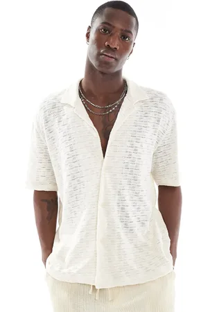 Bershka – Strick-Hemd in Ecru mit quadratischem Strukturmuster