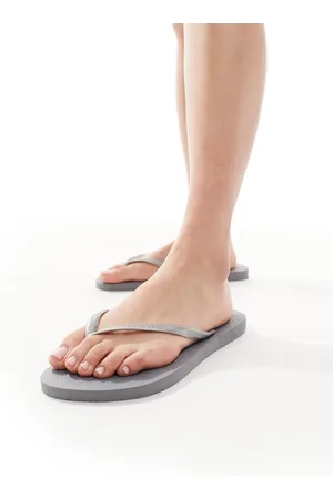 Havaianas – Schmale Zehentrenner in Stahlgrau