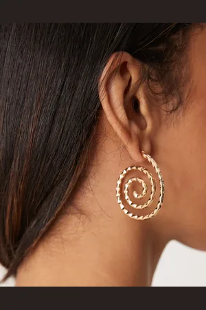 ASOS – Goldarbene Ohrringe in spiralförmigem, gehämmertem Design