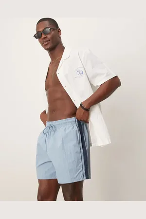 Abercrombie & Fitch – Locker geschnittene Shorts in mit Kontrast-Seitenstreifen