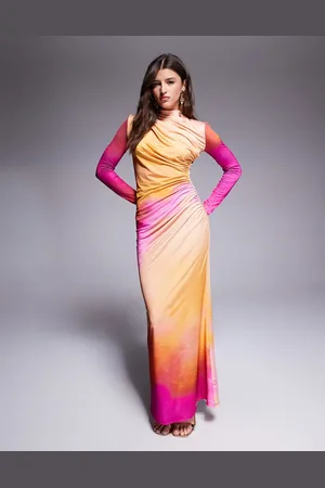 DASKA – Gerafftes Maxikleid mit verschwommenem Muster