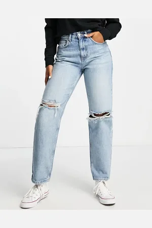 ONLY – Robyn – Gerade geschnittene Jeans in hellblauer Waschung mit Used-Optik
