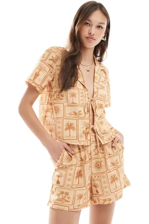 VERO MODA – Shorts mit farblich abgestimmtem Postkartenprint und elastischem Bund, Kombiteil
