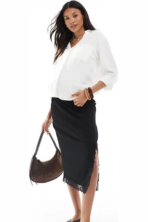 Mama;licious Mamalicious Maternity – Maxi-Umstandsrock aus Jersey in mit Seitenschlitz und Spitzenbesatz