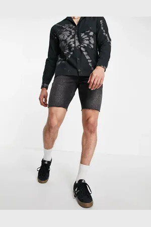 AllSaints – Switch – Jeansshorts in verwaschenem