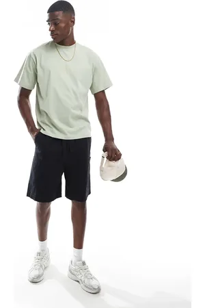 ASOS – Mittellange Cargo-Jorts in mit Aufnäher
