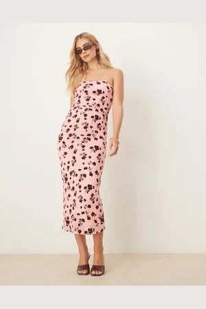 ASOS – Trägerloses Maxikleid in mit floraler Beflockung und Raffung an den Seiten