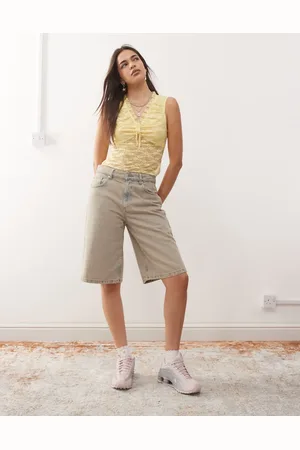 Reclaimed – Spitzen-Tanktop in Buttermilchgelb mit Schnürdetail