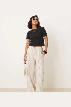 ASOS Petite – Hose in Natur mit lockerem, geradem Schnitt, Leinenanteil und welligem Streifenmuster
