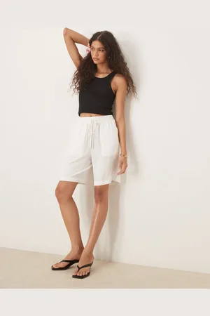 SELECTED Femme – Leinen-Shorts in