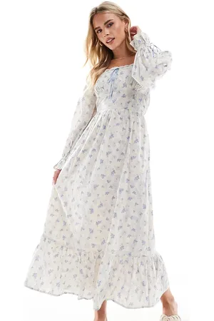 Miss Selfridge – Maxikleid im Milchmädchen-Stil in Blau mit Blümchenmuster