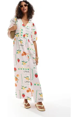 Pieces® – Maxikleid in Blassrosa mit Puffärmeln und Früchte-Print