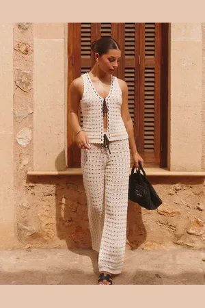 The Frolic X Lydia Kara Exklusiv – Strandhose in Creme mit farblich abgesetzter Häkelborte und weitem Bein, Kombiteil