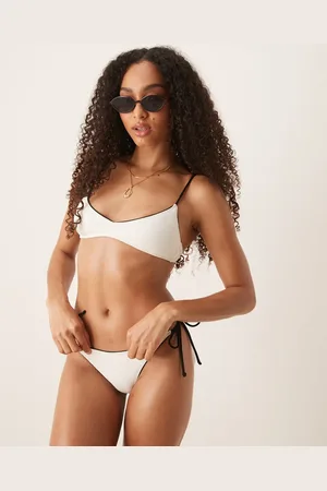 MANGO – Bikinihose in Weiß mit Schnallendetail