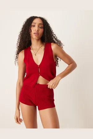 ASOS – Bianca – Geknöpfte Hotpants in Rot, Kombiteil