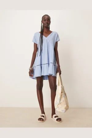 Iisla & Bird – Mini-Strandkleid in mit Häkel-Einsätzen