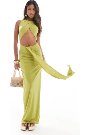 Murci – Maxikleid in Limettengrün mit hohem Ausschnitt und drapiertem Detail