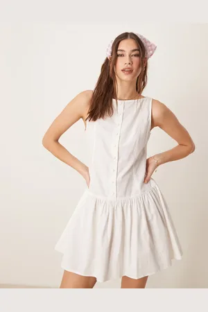 ASOS – Minikleid in mit tiefer Taille, U-Boot-Ausschnitt und Knopfleiste