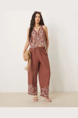ASOS – Bestickte Leinenmix-Hose in Mokka mit weitem Bein und Bogenkante, Kombiteil