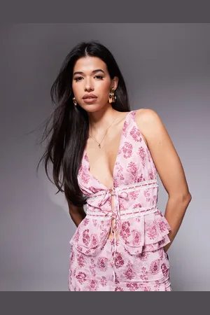 Princess Polly – Chiffon-Oberteil in Rosa mit Paisleymuster und Bindeverschluss, Kombiteil