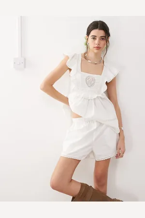 Reclaimed – Schlupfshorts in mit gestickter Borte