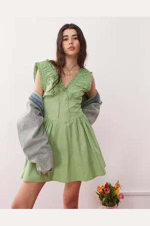 Reclaimed – Sommerkleid in Grün mit Raffung
