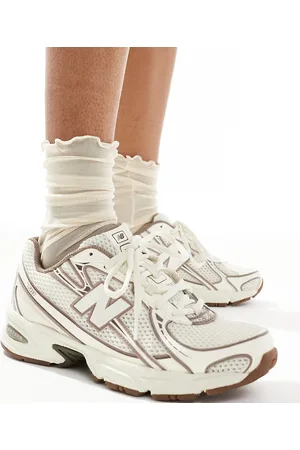 New Balance – 740 – Sneaker in Beige und Braun, exklusiv bei ASOS