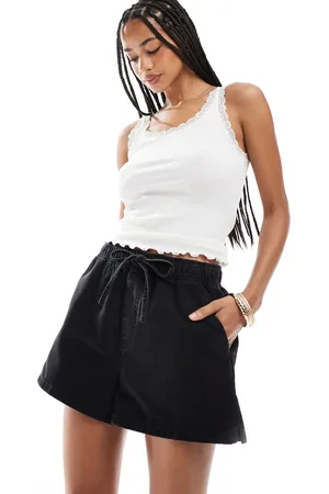ASOS – Jeans-Shorts zum Hineinschlüpfen in verwaschenem