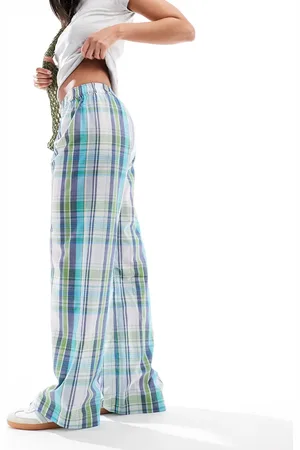 Cotton On Cotton On – Boyfriend-Hose mit Karomuster in Blau und