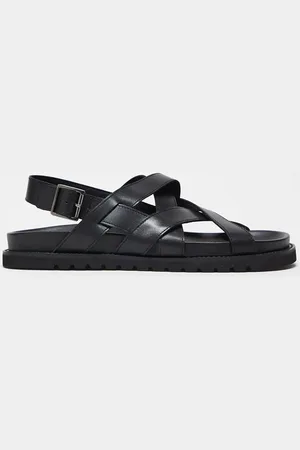 ASOS – Leder-Sandalen in mit überkreuzten Riemen