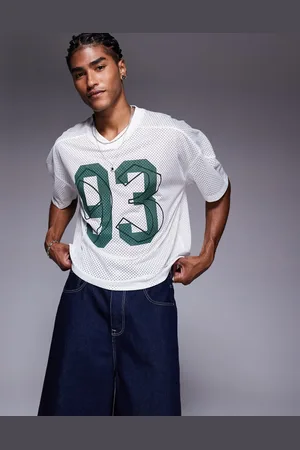 ASOS – Kastiges Oversize-T-Shirt aus Airtex-Material in Ecru mit überschnittenen Schultern, V-Ausschnitt und Sport-Grafikprint