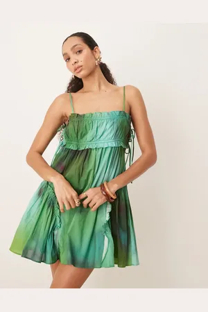 ASOS – Babydoll-Minikleid in Grün mit verschwommenem Print und Rüschen-Saum